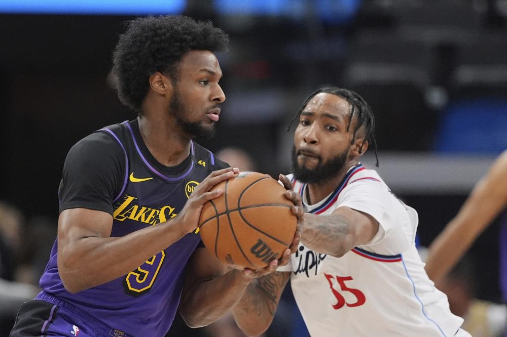 赛季揭幕战 赛季揭幕战